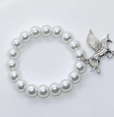 Dreamy Pearls Bracelet